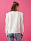 Pamuklu Bisiklet Yaka Pullu Sweatshirt