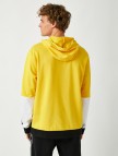 Yazılı Baskılı Kapüşonlu Uzun Kollu Sweatshirt Yazılı Baskılı Kapüşonlu Uzun Kollu Sweatshirt