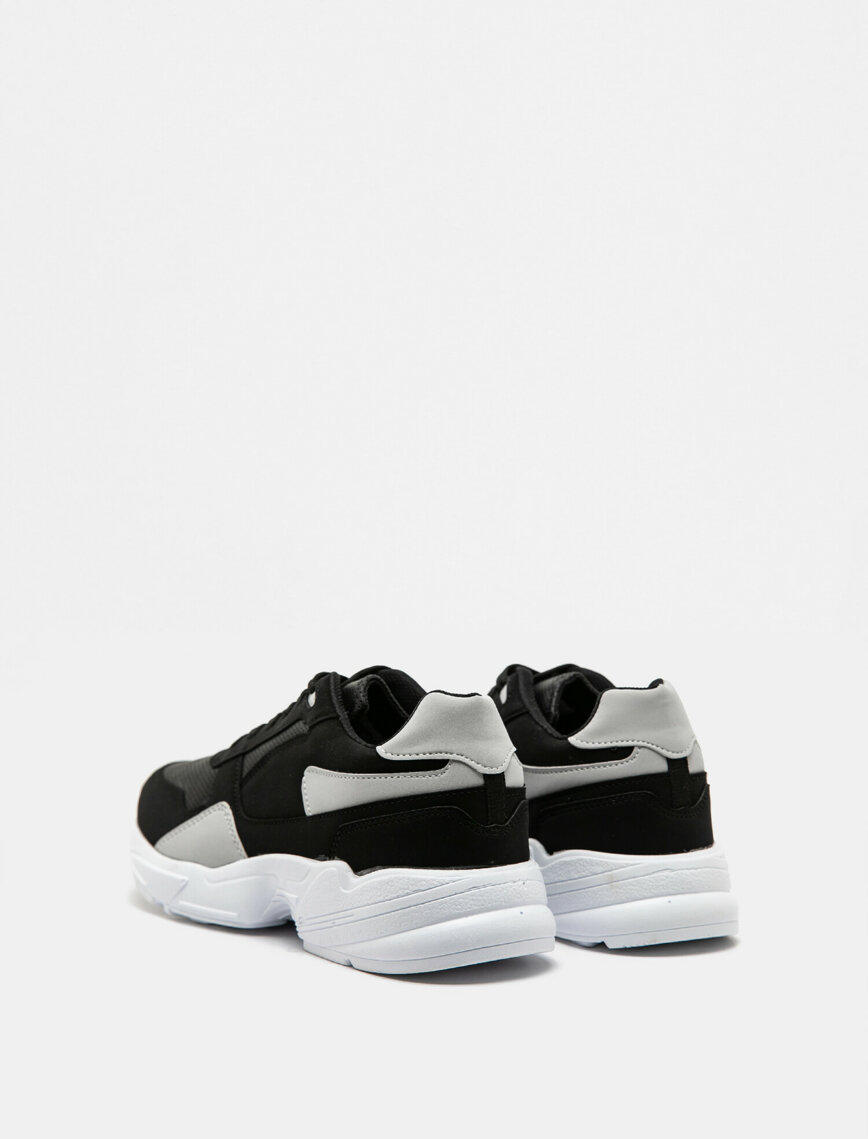 Bağcıklı Sneakers Bağcıklı Sneakers