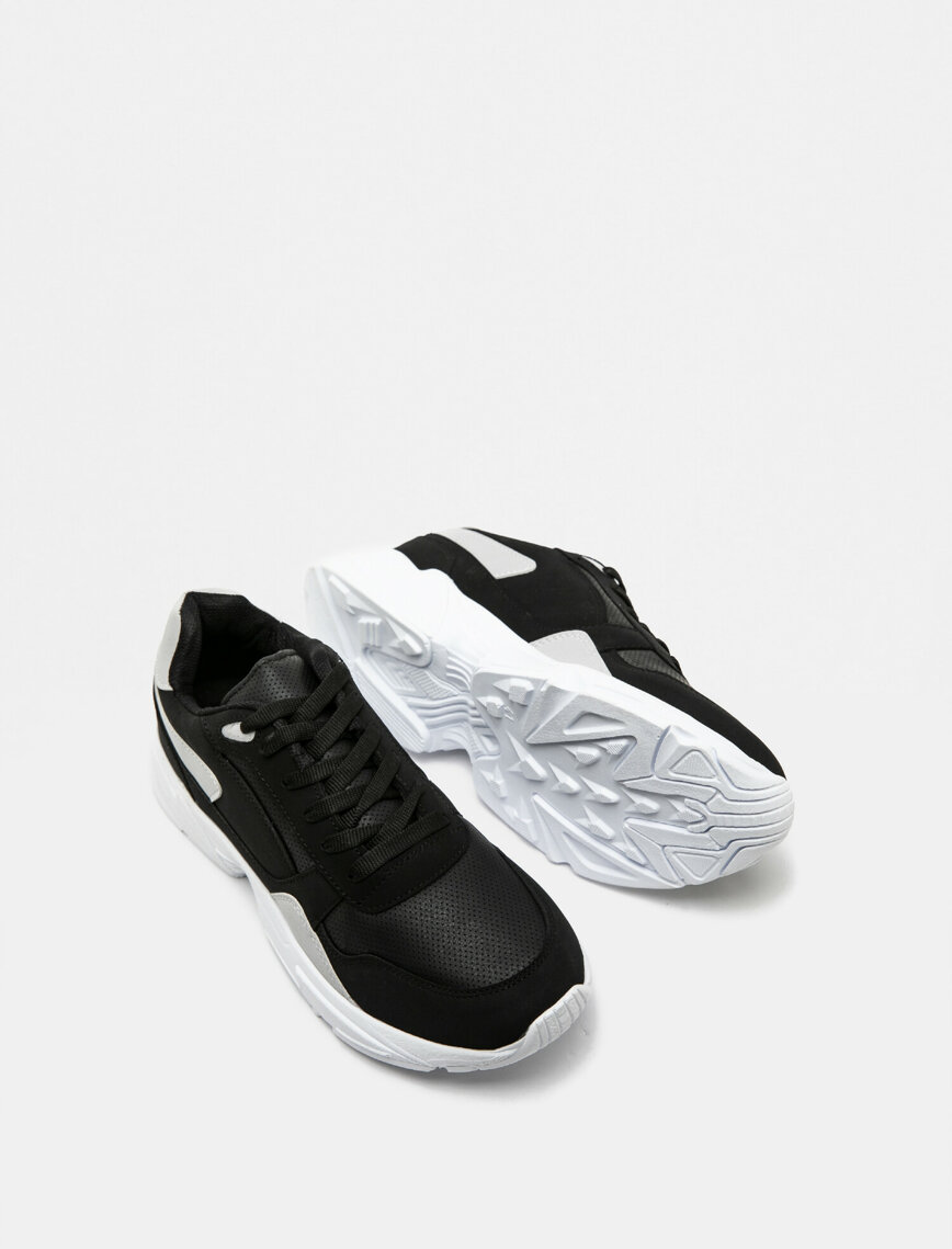 Bağcıklı Sneakers Bağcıklı Sneakers