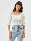 Crop Bluz Fırfır Detaylı Kare Yaka