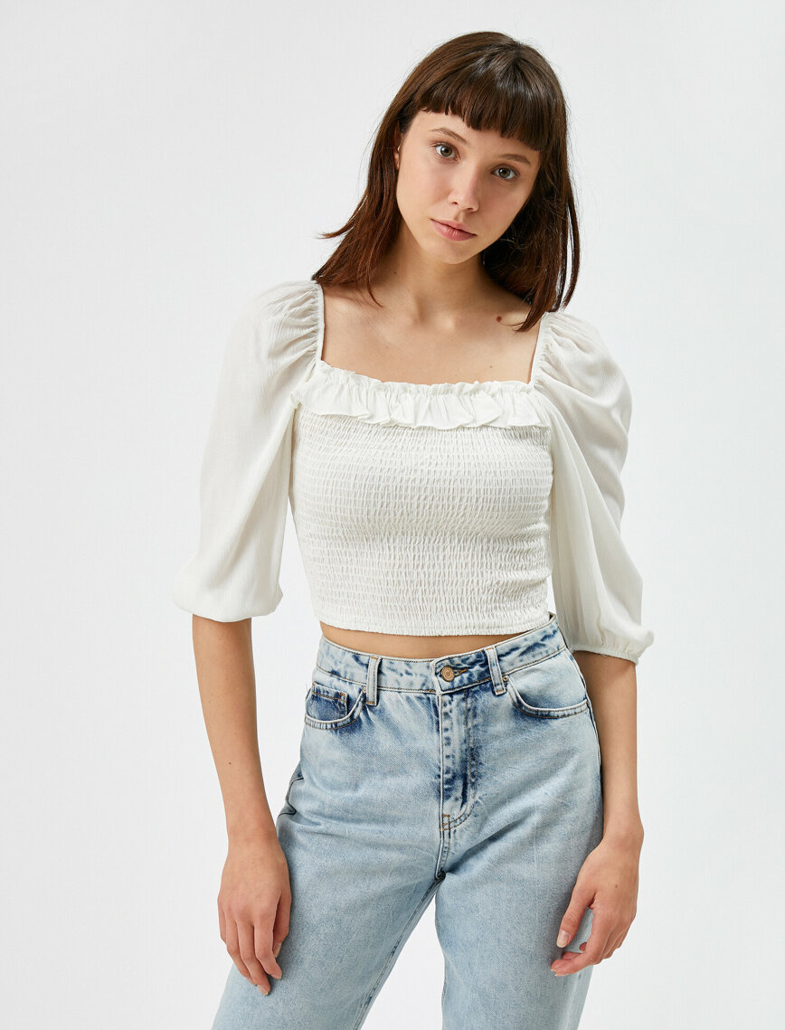 Crop Bluz Fırfır Detaylı Kare Yaka