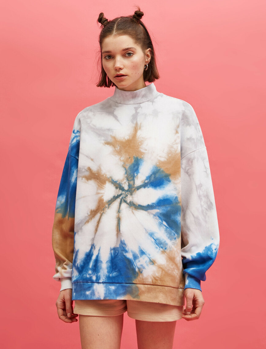 Pamuklu Dik Yaka Batik Sweatshirt
