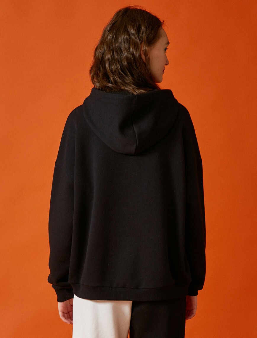Pamuklu Bisiklet Yaka Baskılı Sweatshirt
