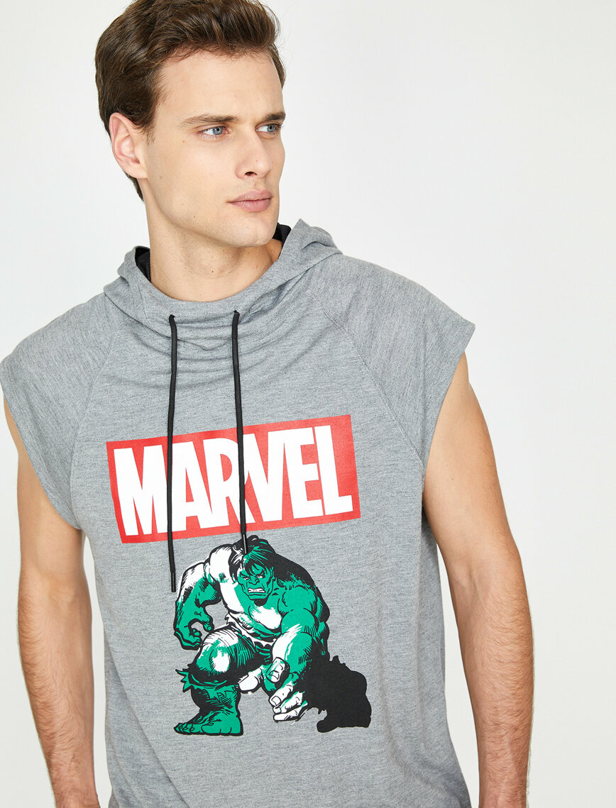 Marvel Lisanslı Baskılı Sweatshirt Marvel Lisanslı Baskılı Sweatshirt