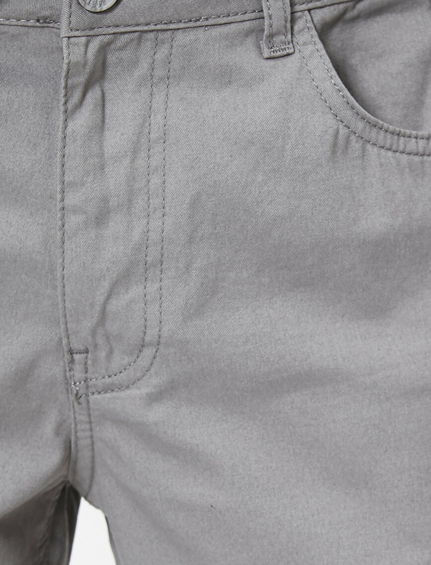 Cep Detaylı Slim Fit Şort