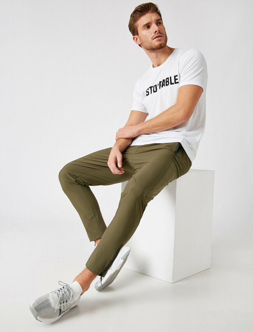 Slim Fit Straight Fermuarlı Cepli Eşofman Altı Slim Fit Straight Fermuarlı Cepli Eşofman Altı