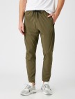 Slim Fit Straight Fermuarlı Cepli Eşofman Altı Slim Fit Straight Fermuarlı Cepli Eşofman Altı
